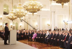 Медведев обратится с посланием к Федеральному собранию Медведев обратится с посланием к Федеральному собранию